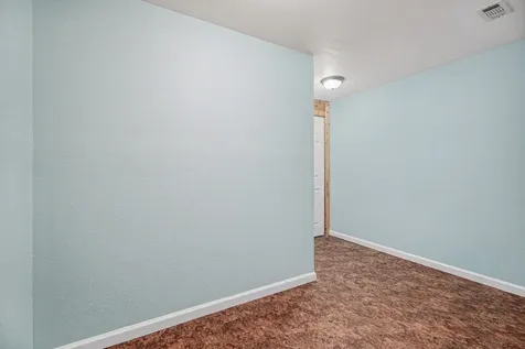557 Pompano Street Bayou Vista TX 77563