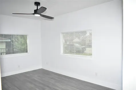 9401 Heatherside Street Houston TX 77016