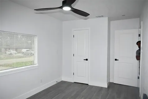 9401 Heatherside Street Houston TX 77016