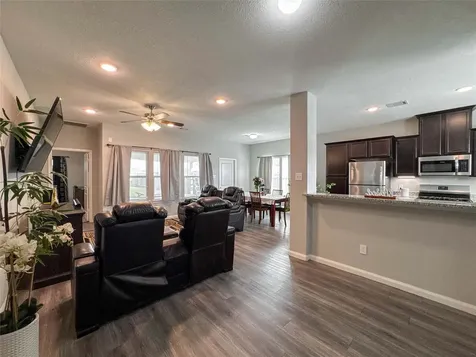698 Road 5107 Cleveland TX 77327