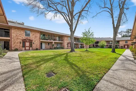 7600 Burgoyne Road 121 Houston TX 77063