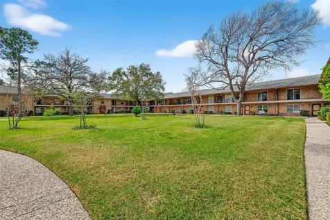 7600 Burgoyne Road 121 Houston TX 77063