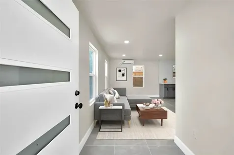 2304 Chapman Street 3 Houston TX 77009