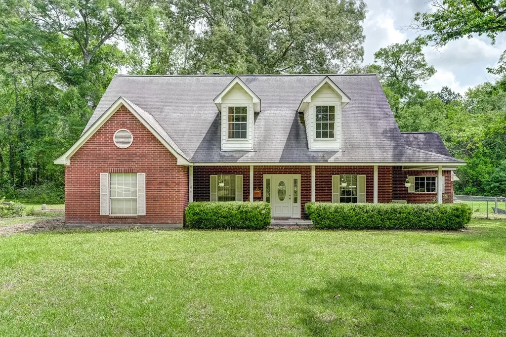 9881 Fosters Bend Cleveland TX 77328