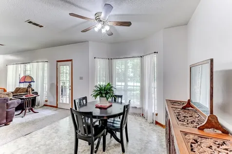 9881 Fosters Bend Cleveland TX 77328