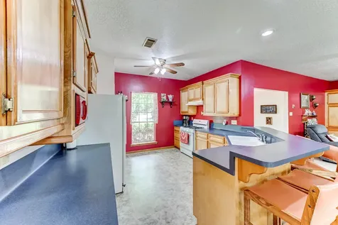 9881 Fosters Bend Cleveland TX 77328