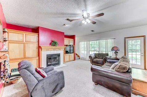 9881 Fosters Bend Cleveland TX 77328