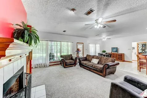 9881 Fosters Bend Cleveland TX 77328
