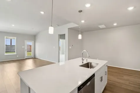 5124 Redbud Valley Drive Pearland TX 77584