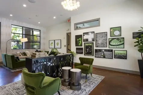 2222 Smith Street 122 Houston TX 77002