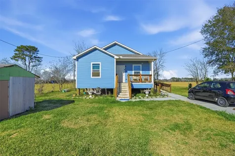 7472 County Road 605 Dayton TX 77535