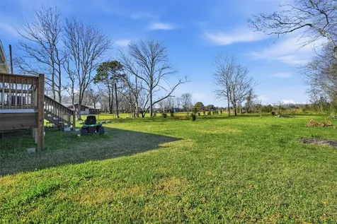 7472 County Road 605 Dayton TX 77535
