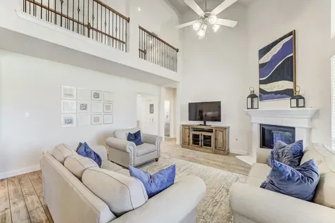 219 Bentwater Lane Clute TX 77531
