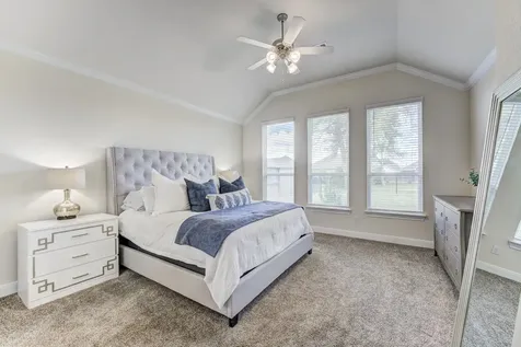 219 Bentwater Lane Clute TX 77531