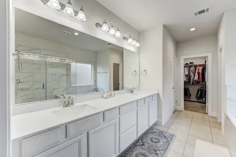 219 Bentwater Lane Clute TX 77531