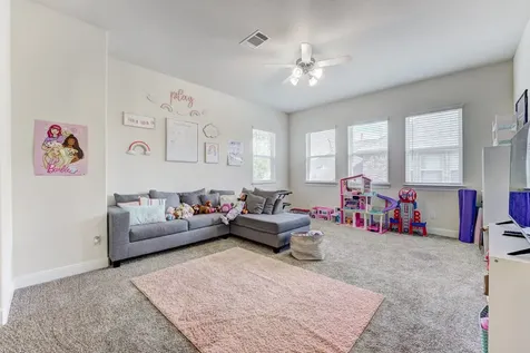 219 Bentwater Lane Clute TX 77531
