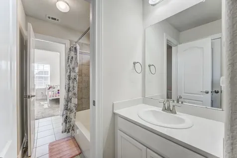 219 Bentwater Lane Clute TX 77531