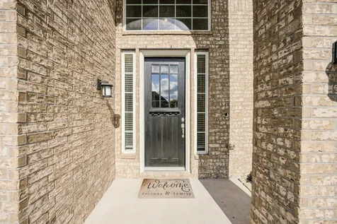 219 Bentwater Lane Clute TX 77531