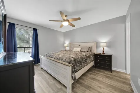 13151 Walden Road 119 Montgomery TX 77356
