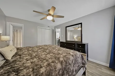 13151 Walden Road 119 Montgomery TX 77356