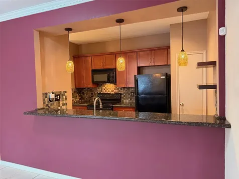 4001 Tanglewilde Street 811 Houston TX 77063
