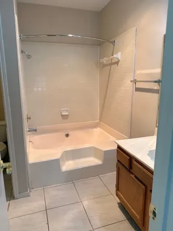 4001 Tanglewilde Street 811 Houston TX 77063