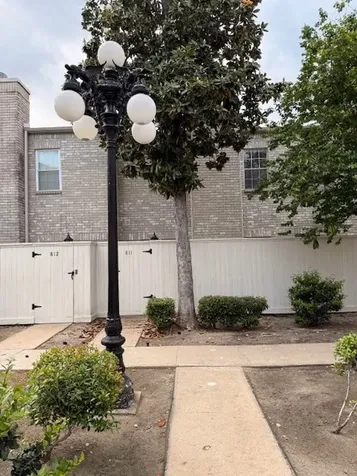 4001 Tanglewilde Street 811 Houston TX 77063