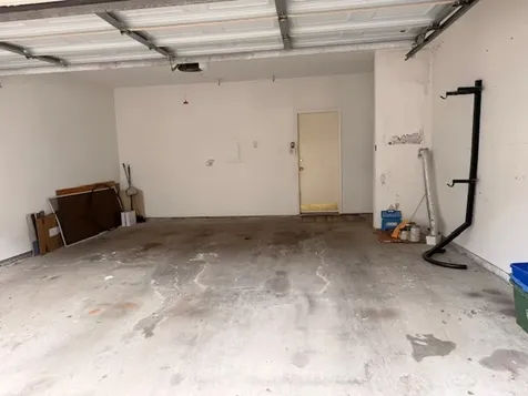4001 Tanglewilde Street 811 Houston TX 77063
