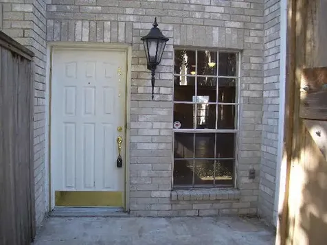 4001 Tanglewilde Street 811 Houston TX 77063