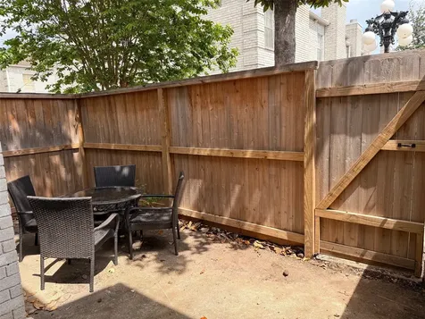 4001 Tanglewilde Street 811 Houston TX 77063
