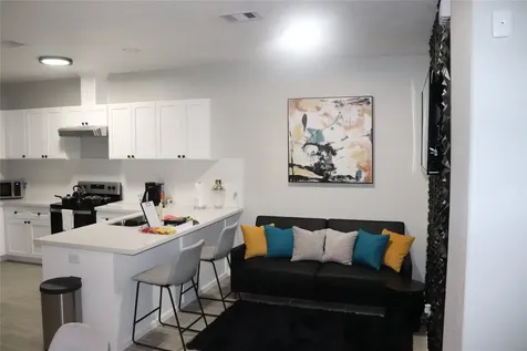 426 New Mexico Street B Houston TX 77029