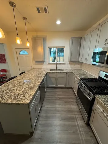 419 Main La Grange TX 78945