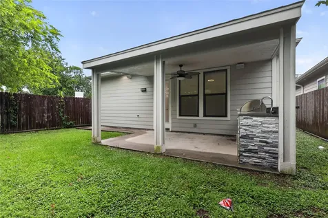 3267 Simmons Street Houston TX 77004