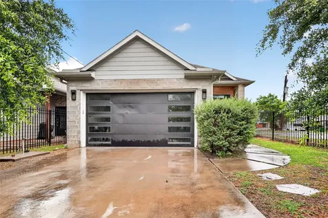 3267 Simmons Street Houston TX 77004