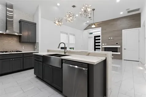 3267 Simmons Street Houston TX 77004