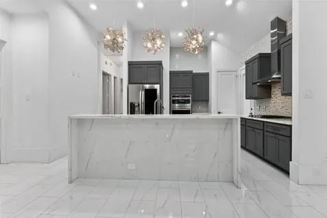 3267 Simmons Street Houston TX 77004