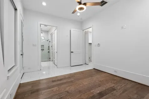 3267 Simmons Street Houston TX 77004