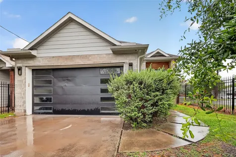 3267 Simmons Street Houston TX 77004