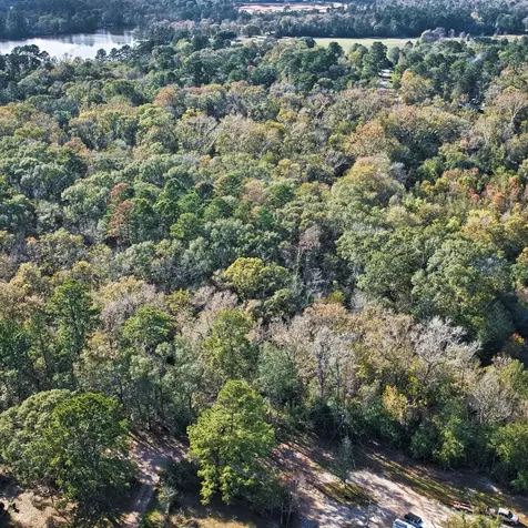 468A & 469b Royal Creek Road Conroe TX 77303