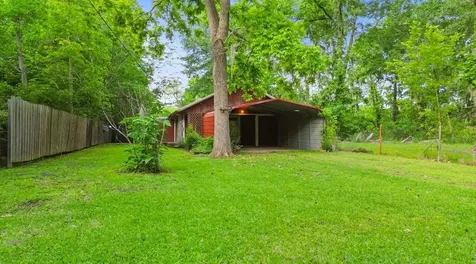 879 County Road 2167 Cleveland TX 77327