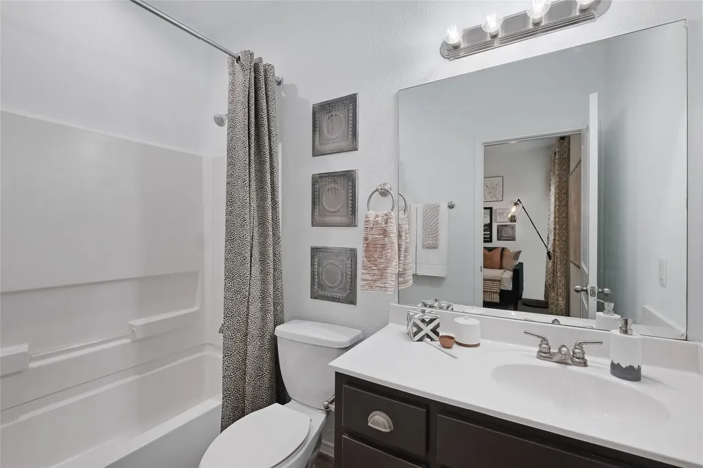 13011-102 Idledale Drive San Antonio TX 78249