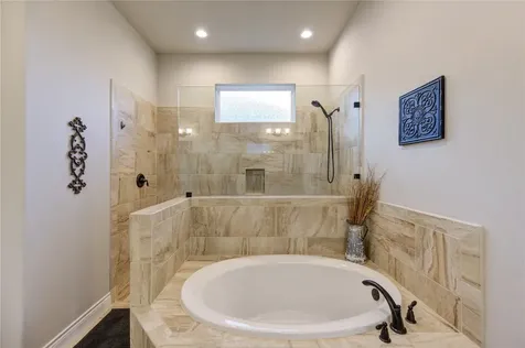 441 Hunters Crossing Drive Sealy TX 77474