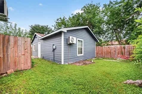 6715 Victoria Street B Houston TX 77020