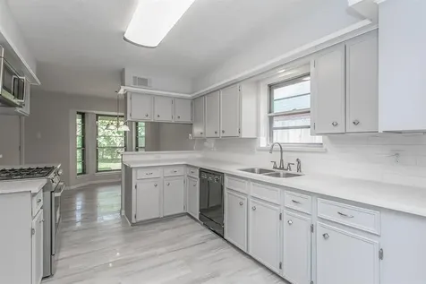 4219 Tuscarora Street Pasadena TX 77504