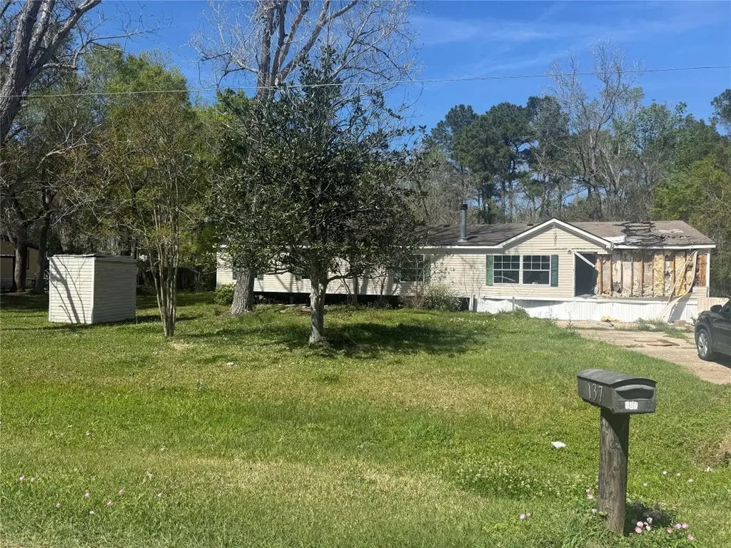137 County Road 459 Dayton TX 77535