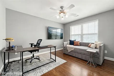 548 Westcross Street Houston TX 77018