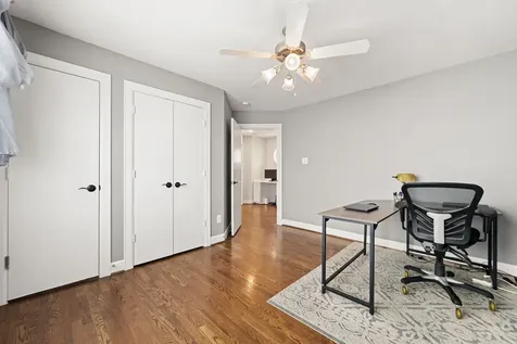 548 Westcross Street Houston TX 77018