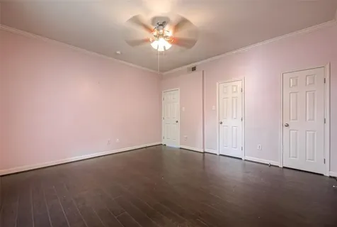 4515 Briar Hollow Place 305 Houston TX 77027