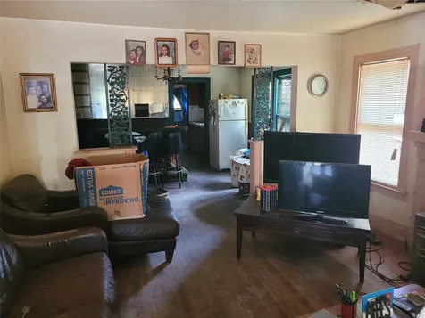 1032 Algregg Street Houston TX 77009