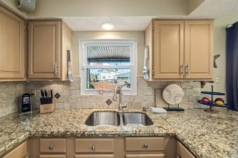 3908 Bridge Harbor Drive Galveston TX 77554